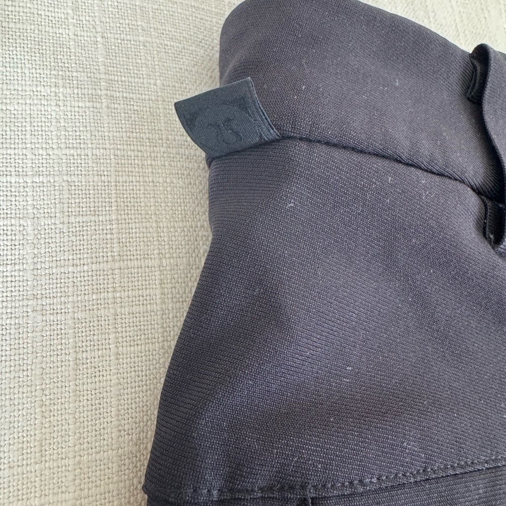 Lululemon Men’s Commission pant size 36/30 great condition 8/10!